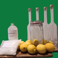 limoncello pakket premium inhoud met flessen en citroenen