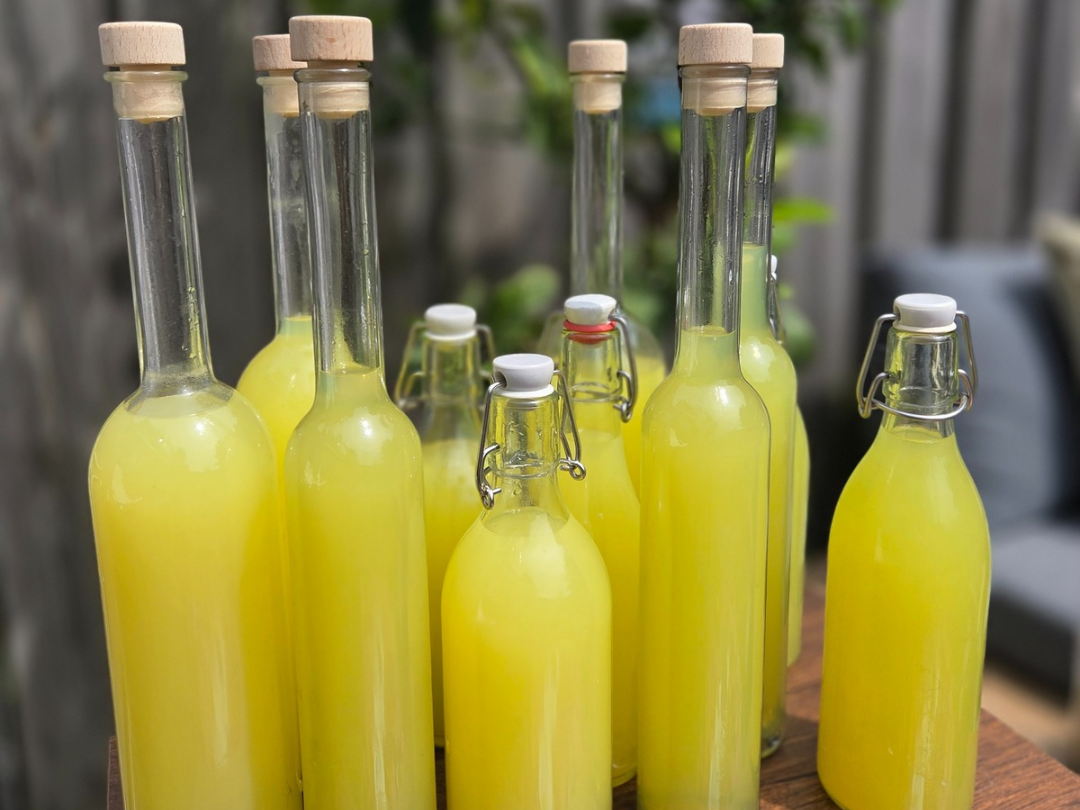 Flessen voor zelf limoncello maken